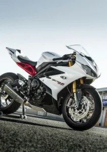 Daytona 675r BHP 